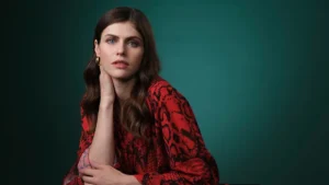 Alexandra Daddario Gallery (6)
